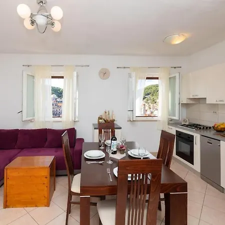 Bento - View On Town And Sea Apartman *