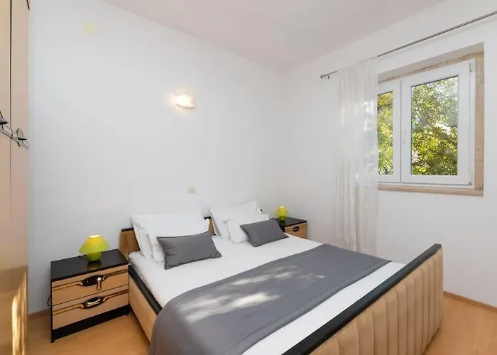 Bento - View On Town And Sea Apartman Pučišća