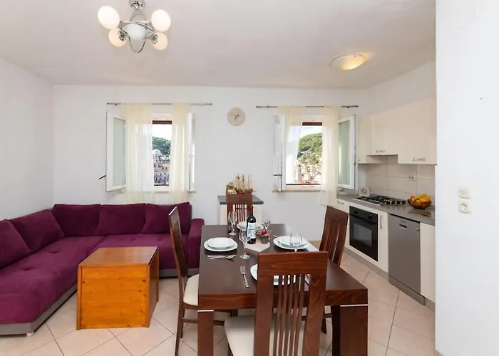 Bento - View On Town And Sea Apartman *