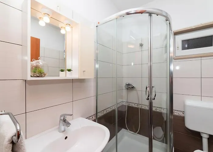 Apartman Bento - View On Town And Sea